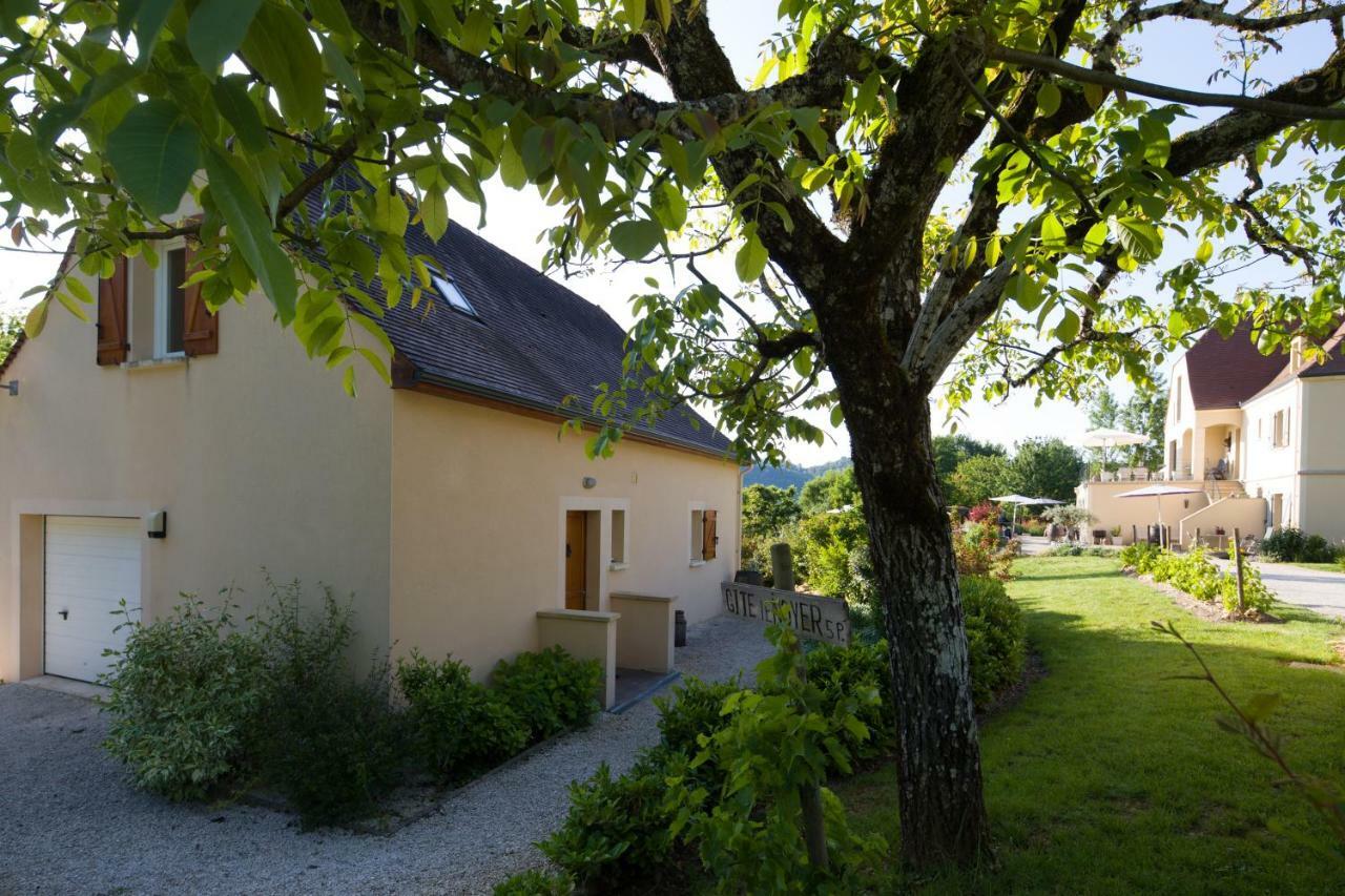 Gite Le Noyer - L'Ancien Vignoble Saint-Julien-de-Lampon Exterior photo